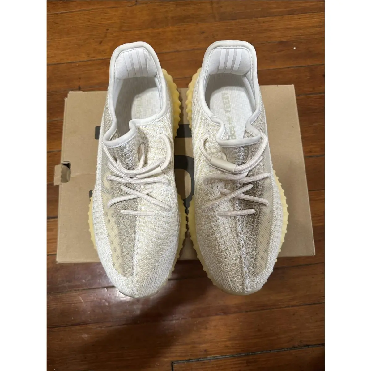 Adidas Yeezy Boost 350 V2 Beige Primeknit Low Top Lace Up Size 8 Sneaker Men