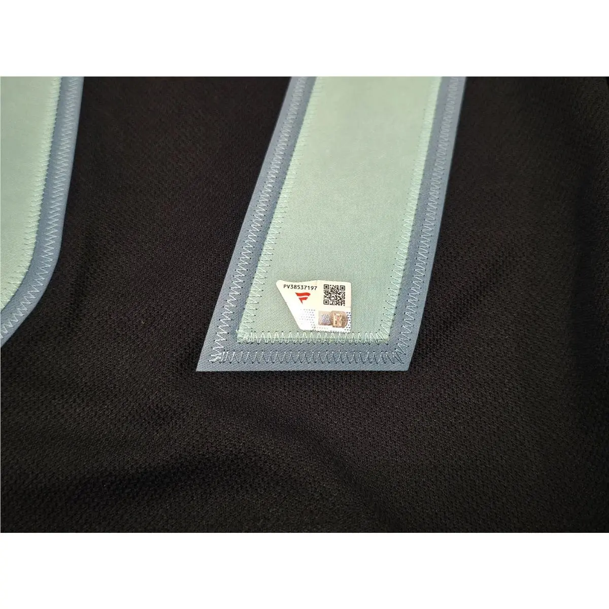 Adidas clothing - White (UPC: 0191028637375) 2