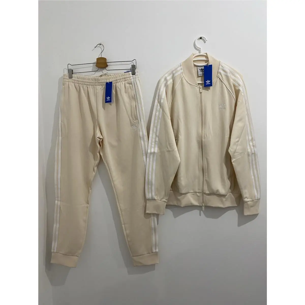 Originals Classic Superstar Tracksuit Wonder White Size XL by Adidas