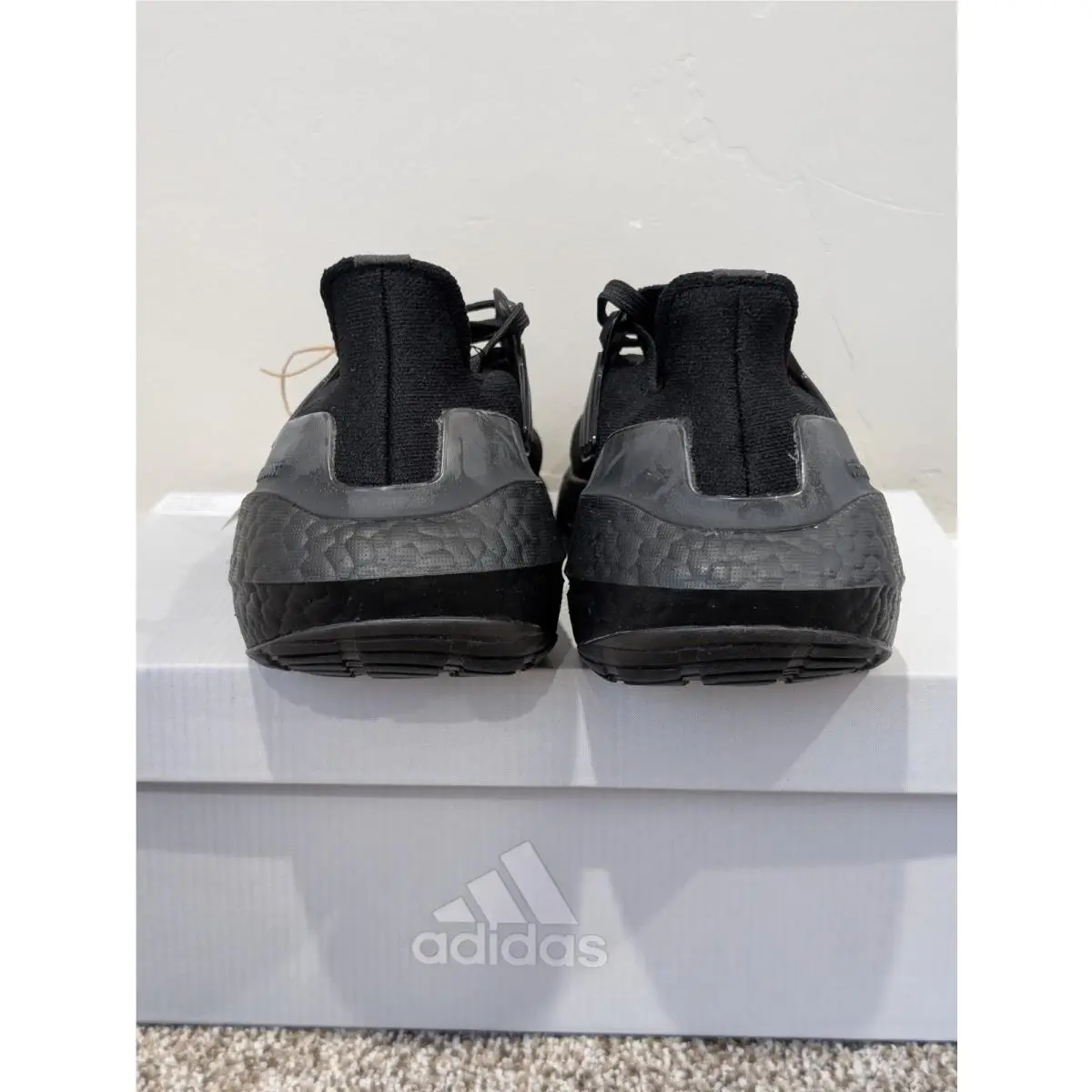 Adidas shoes - Adidas	Ultraboost 22 J - Black 3