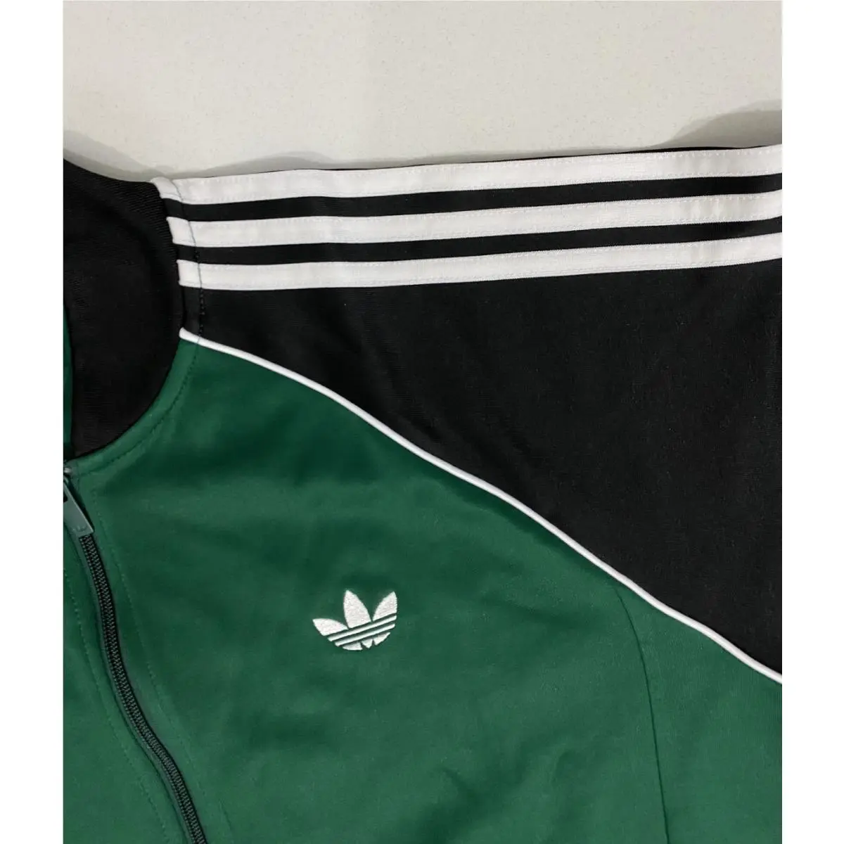Adidas clothing - Collegiate Green white 2