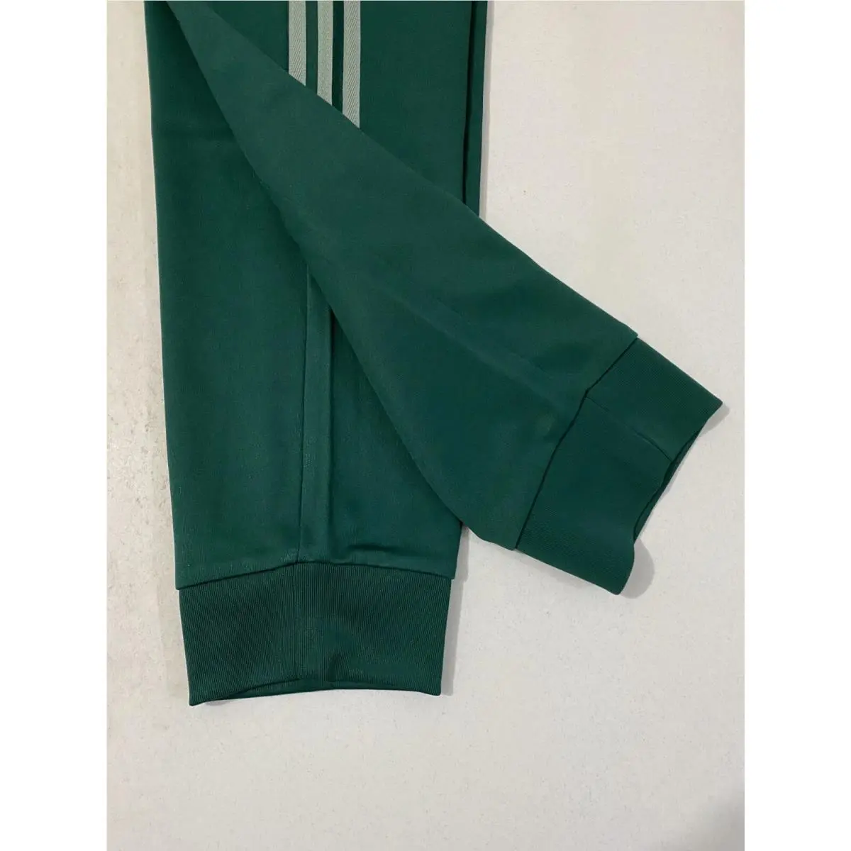 Adidas clothing - Collegiate Green 7