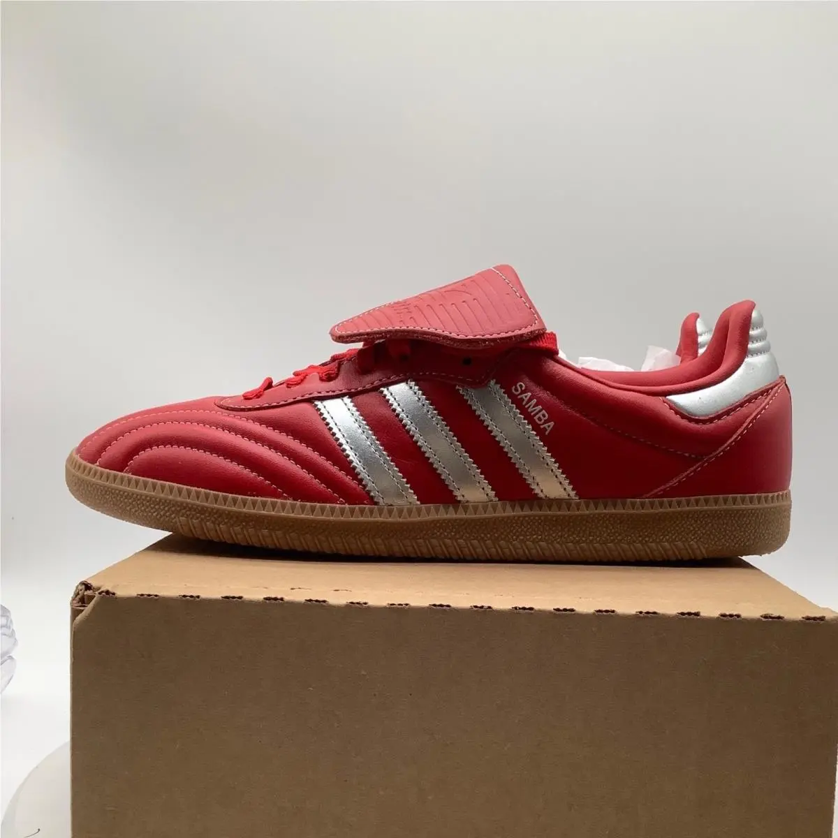 Adidas shoes - adidas Samba - Samba - Red 0
