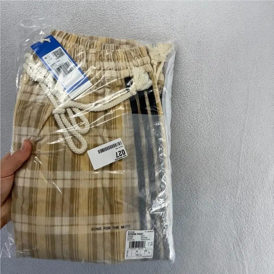 Adidas clothing - Yellow 9