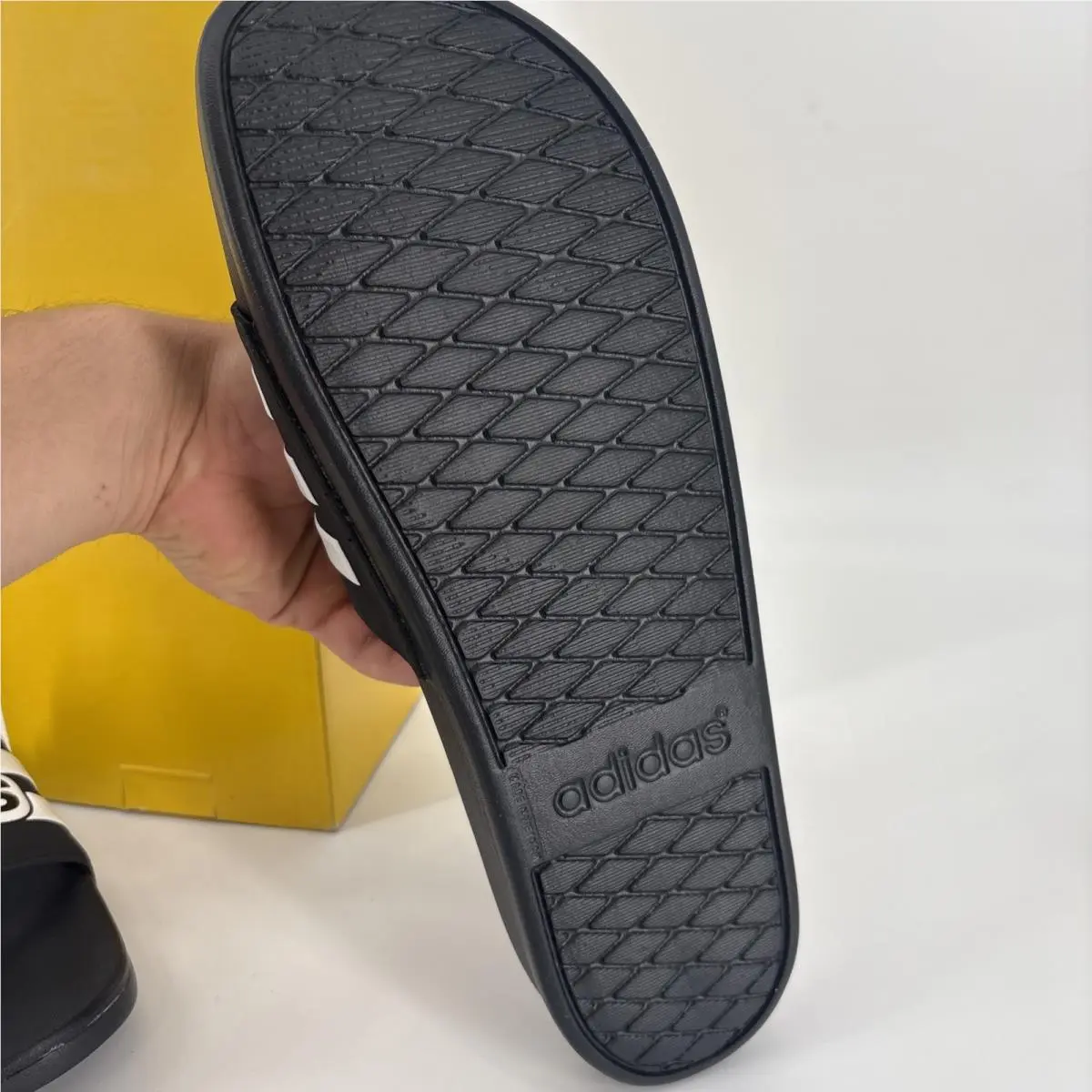 Adidas shoes - adidas Adilette Comfort - Adilette Comfort - Black 4
