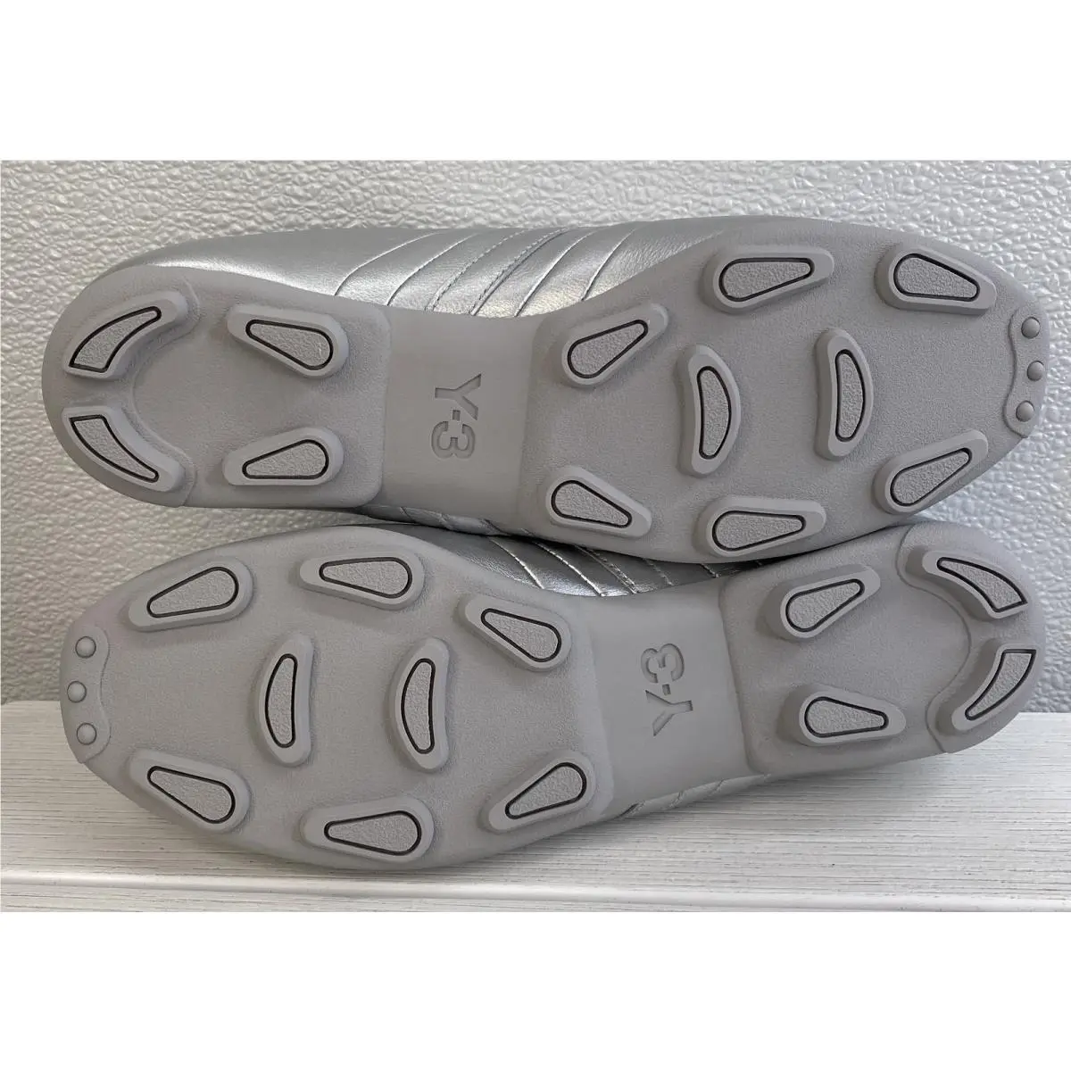 Adidas shoes - Silver (UPC: 198322683589) 4