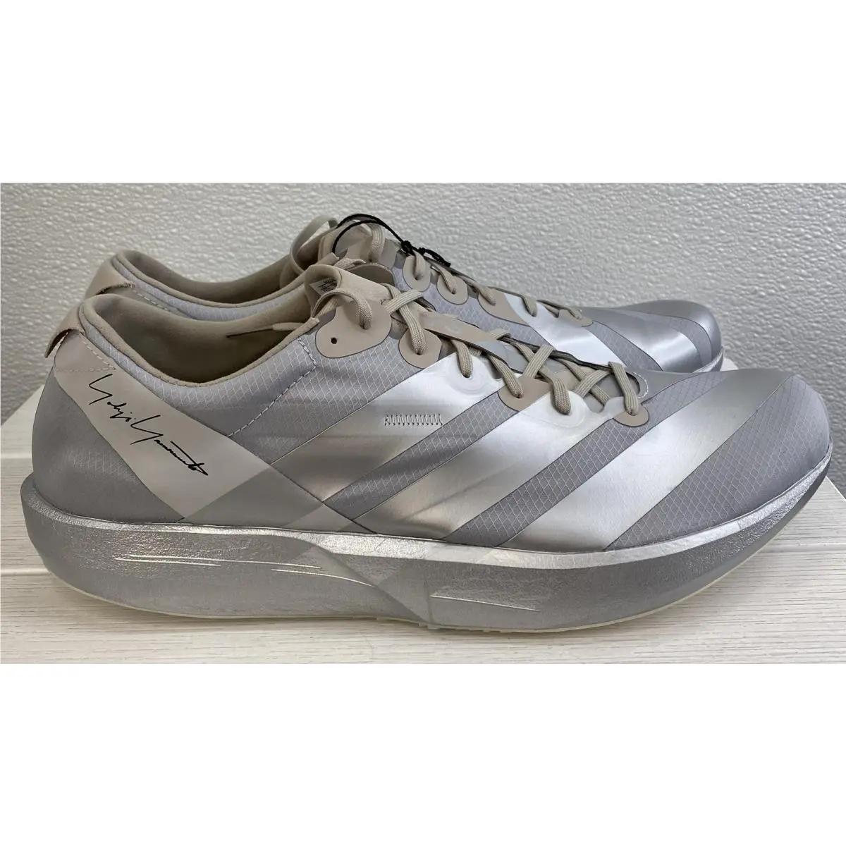 Adidas shoes - Silver (UPC: 198322574573) 0