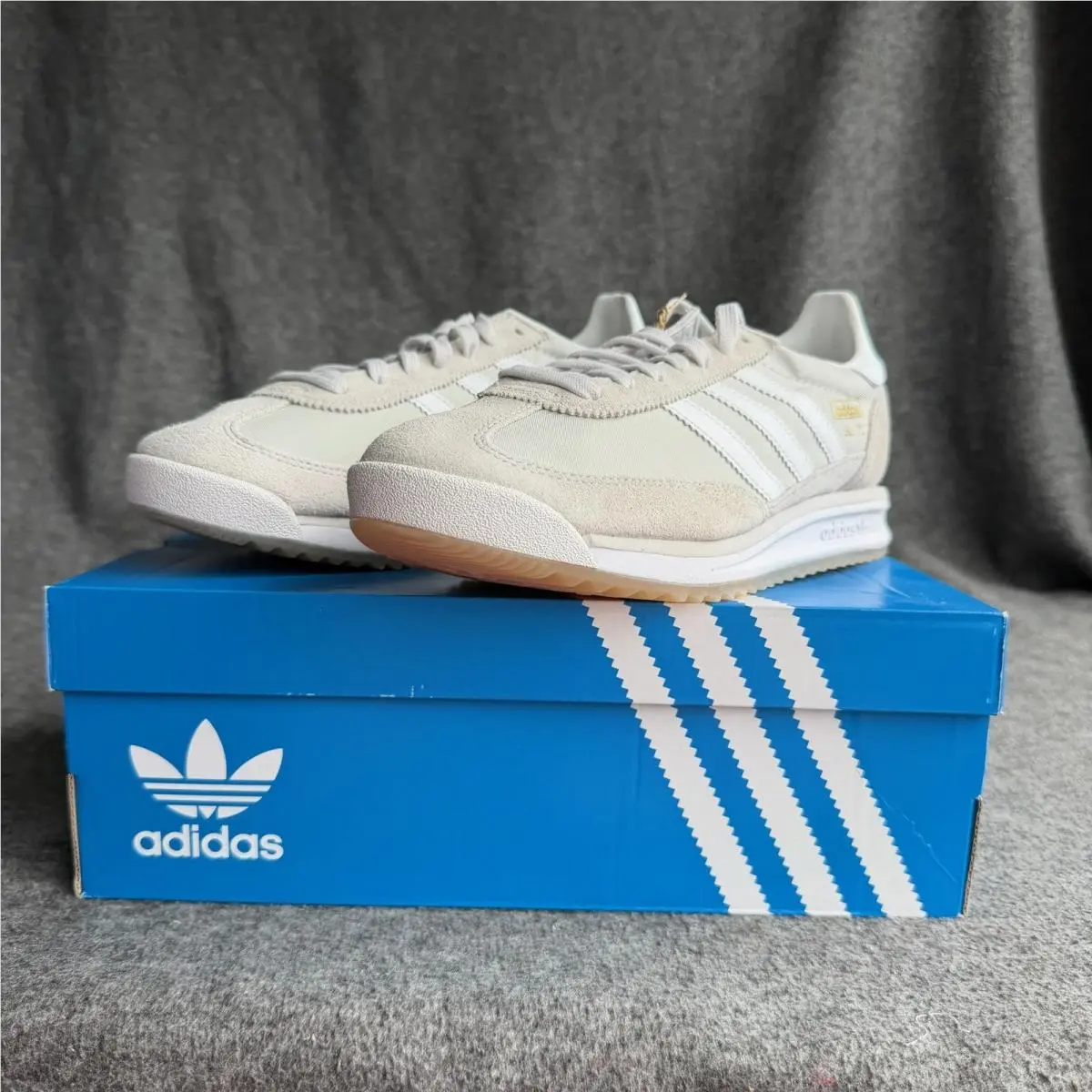 Adidas shoes - adidas SL 72 RS - Beige 0