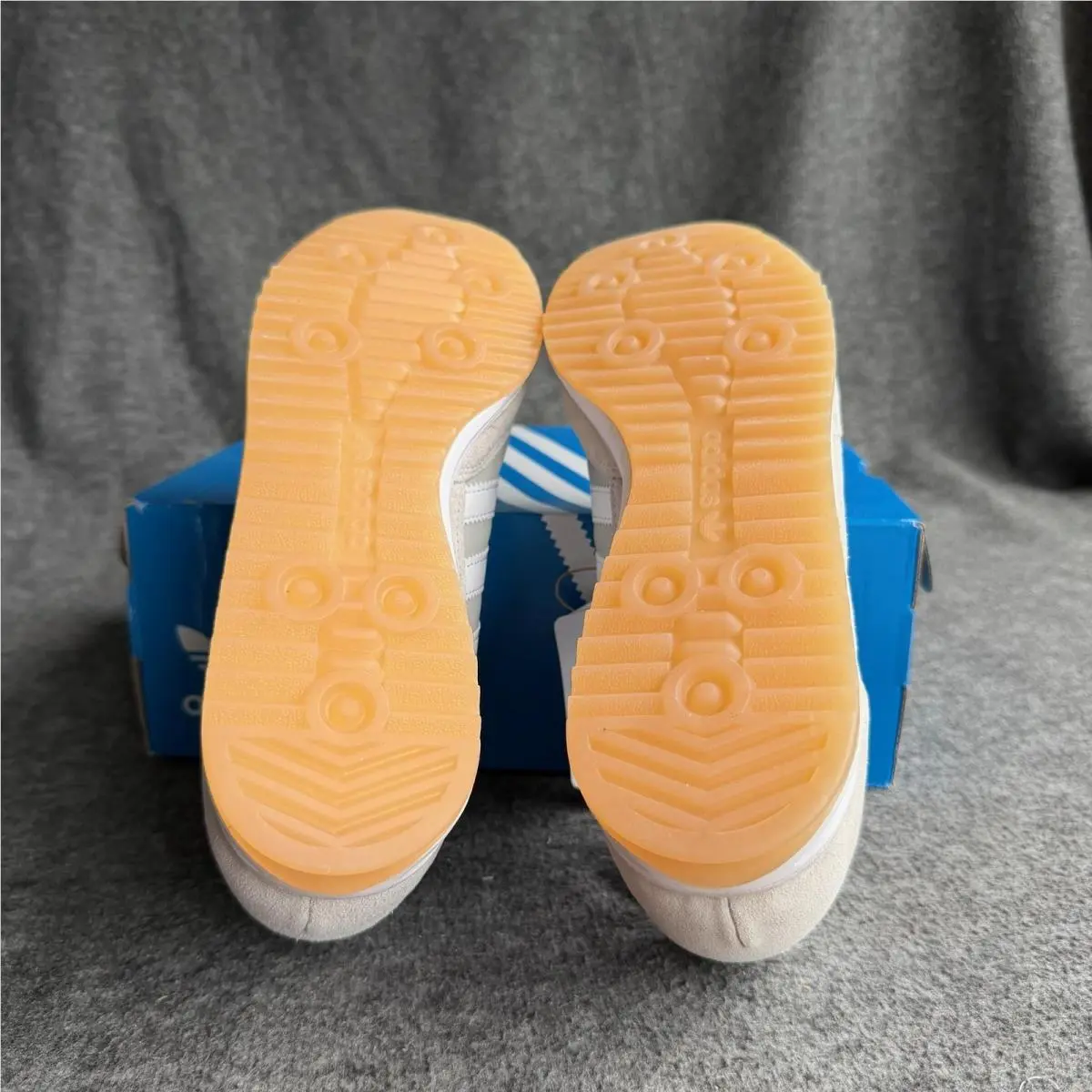 Adidas shoes - adidas SL 72 RS - Beige 3