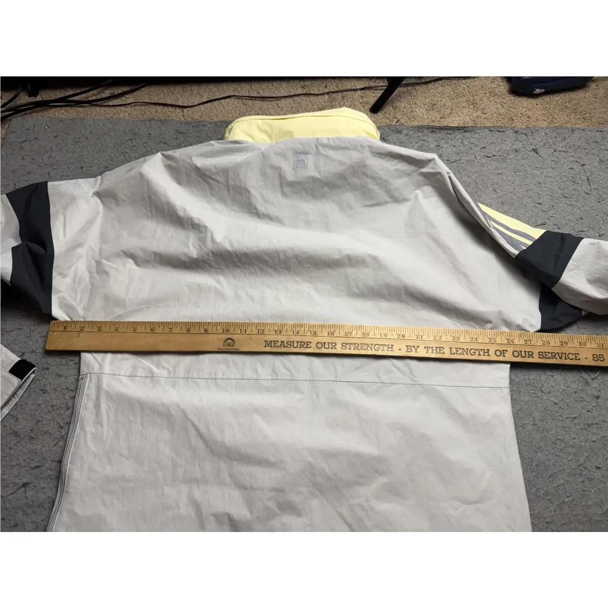 Adidas clothing - adidas BBSNOWBRKER JKT DW3999 - BBSNOWBRKER JKT - Gray 16