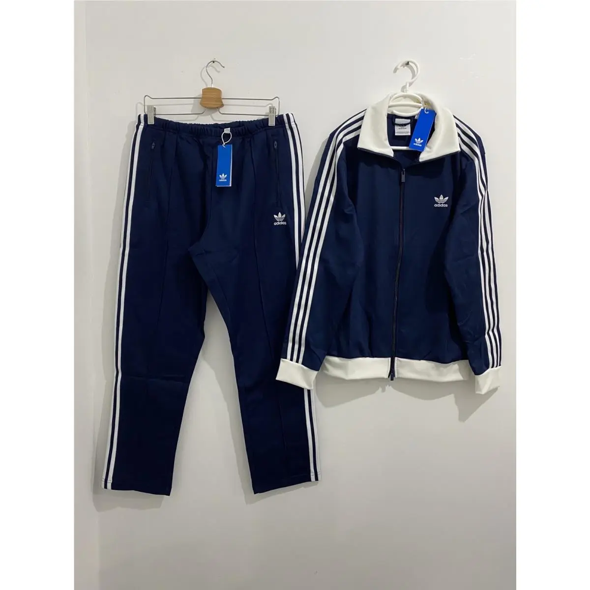 Adidas clothing - Night Indigo White 0