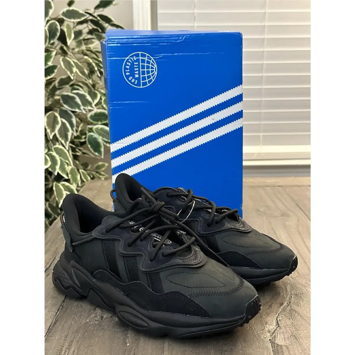 Adidas Women’s US 8 Ozweego Sneakers Black Style GY9425