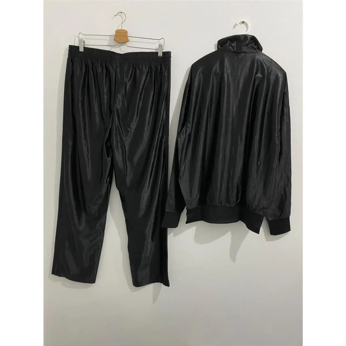 Adidas clothing - Black 1