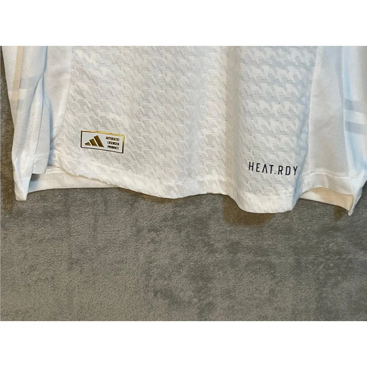 Adidas clothing - White 1