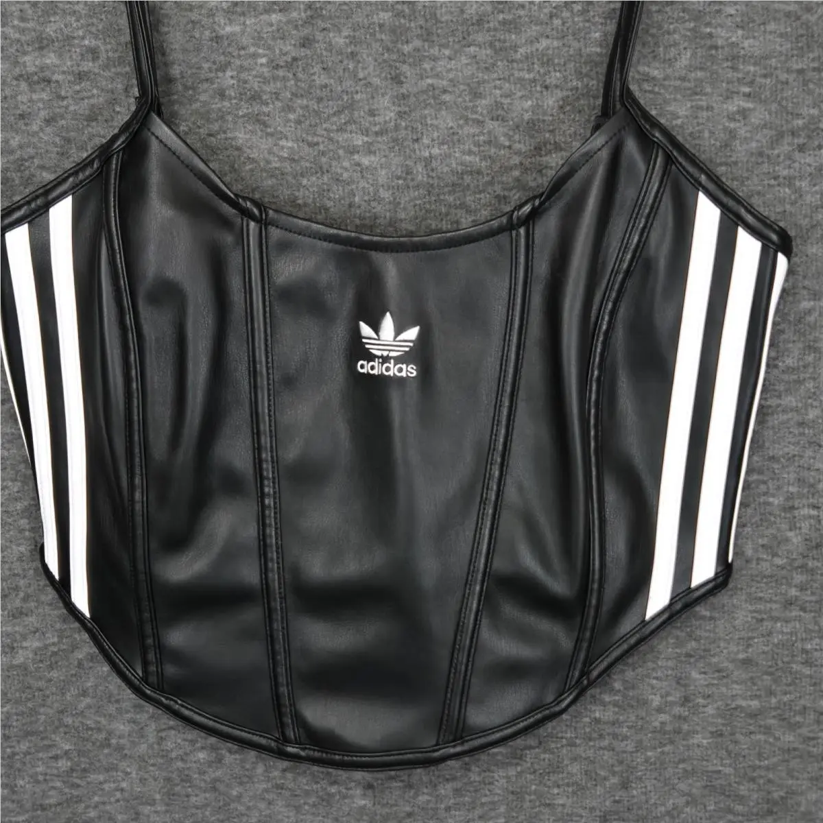 Adidas clothing - IY7317 - IY7317 - Black (UPC: 196479271550) 3