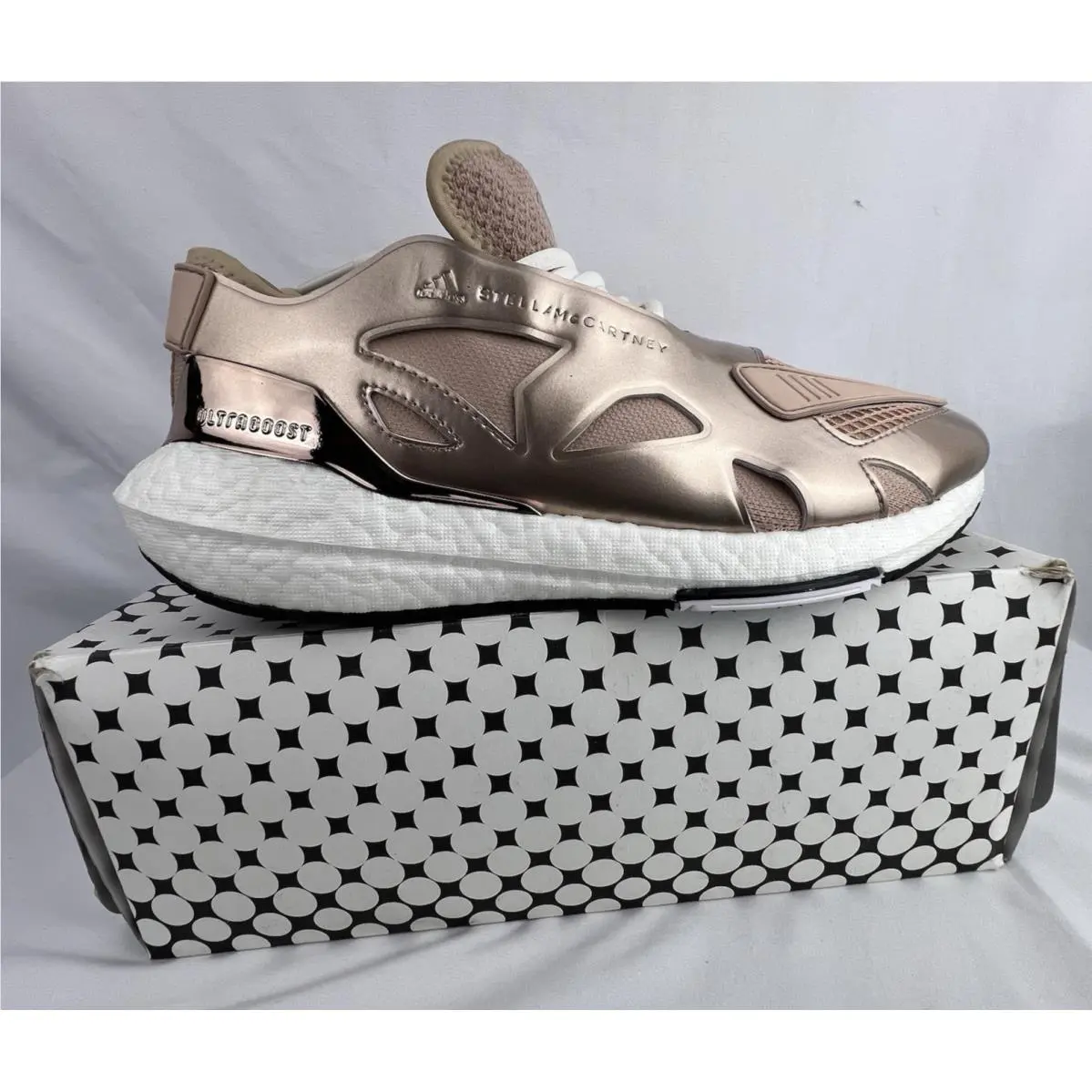 Adidas x Stella Mccartney Ultraboost 22 Women’s Size 10 Beige Metallic Running