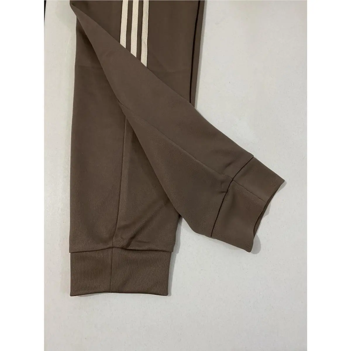 Adidas clothing - Trace Brown 6