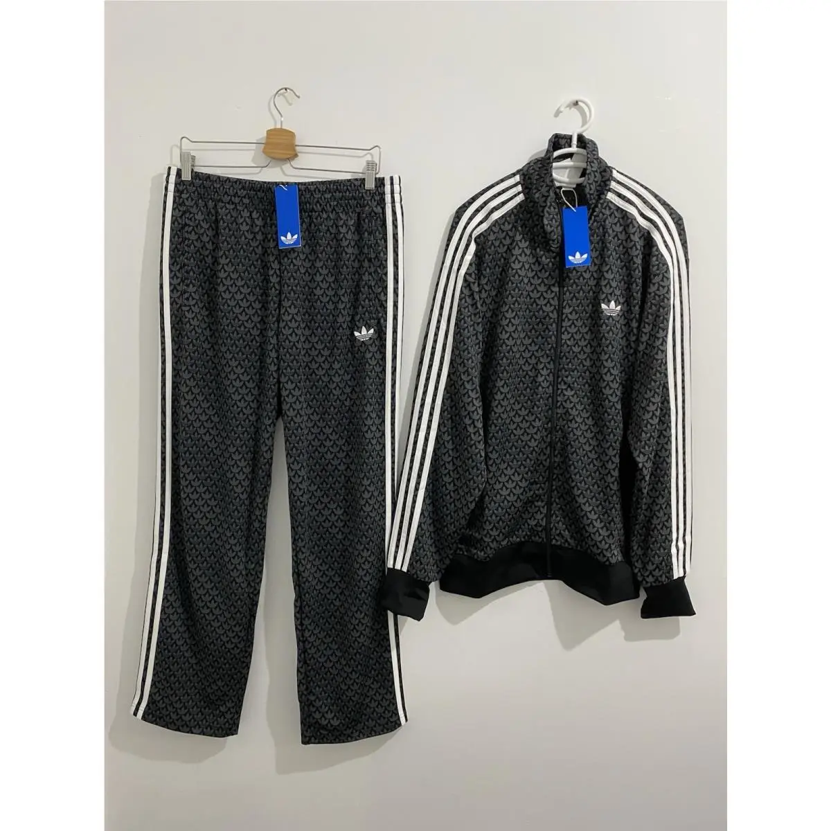 Adidas clothing - Black 0