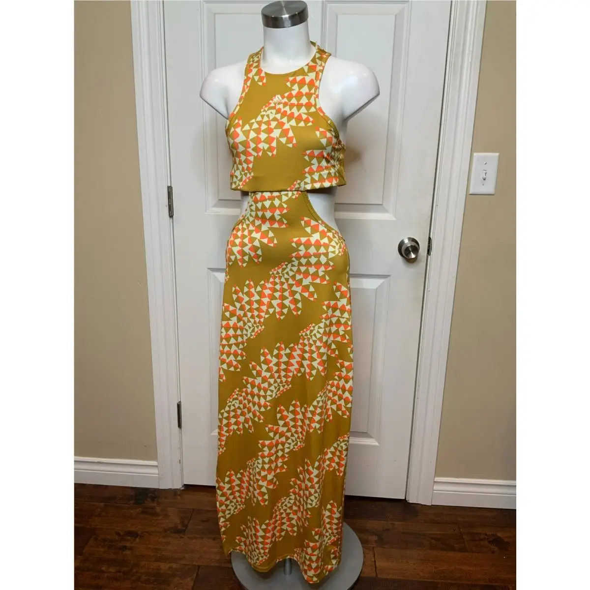 Adidas X Farm Rio Victory Psychedelic Gold Wave Victory Gold Midi Dress Sz M