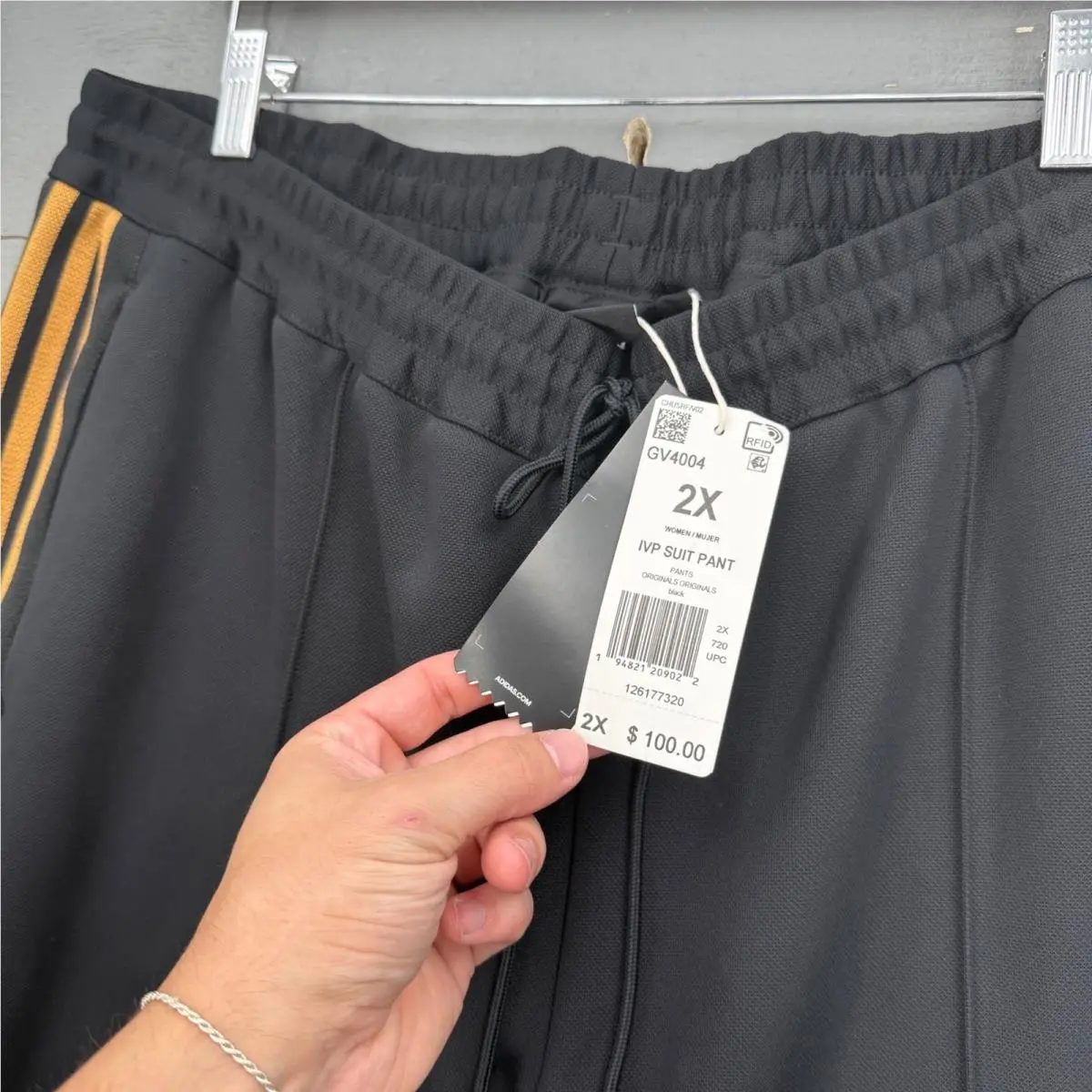 Adidas clothing - Black 1