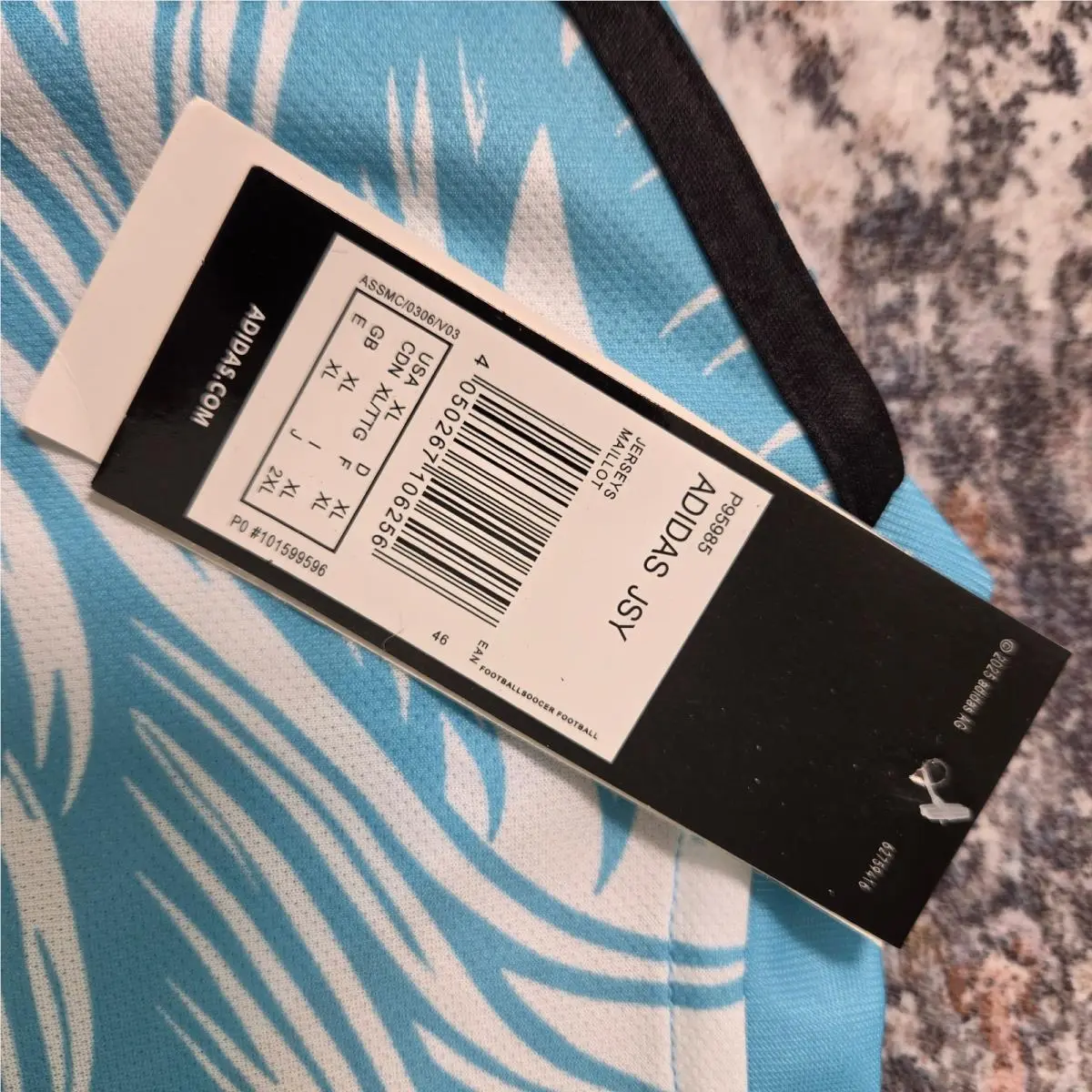Adidas clothing - Blue 4