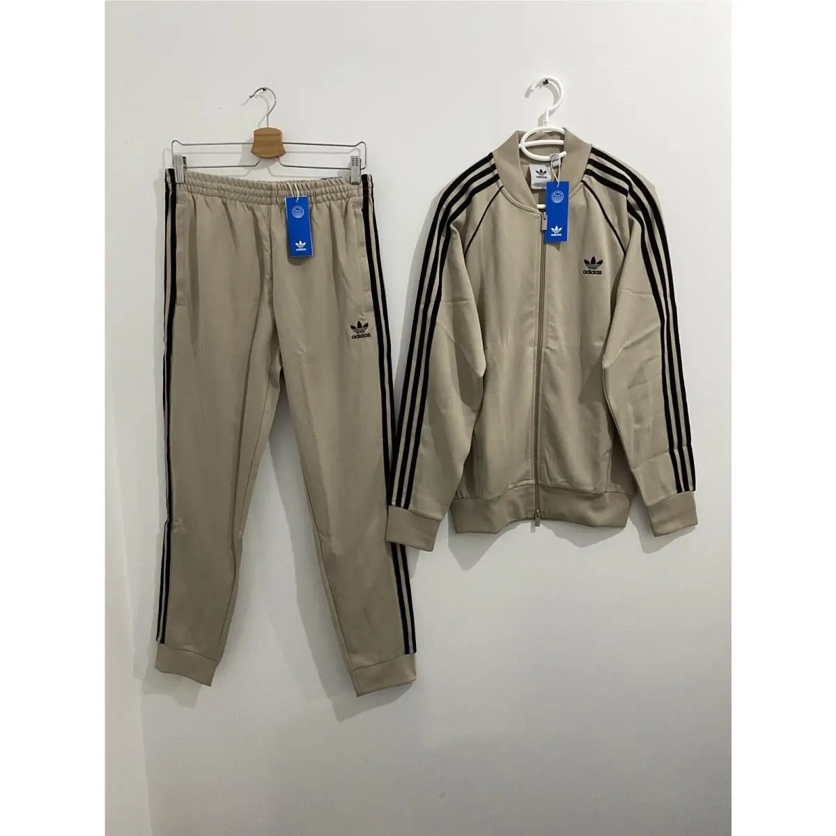 Adidas clothing - Wonder Beige Black 0