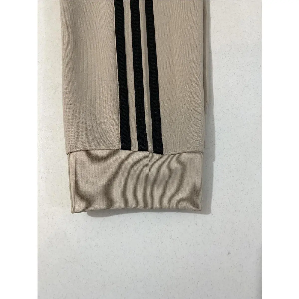 Adidas clothing - Wonder Beige Black 5