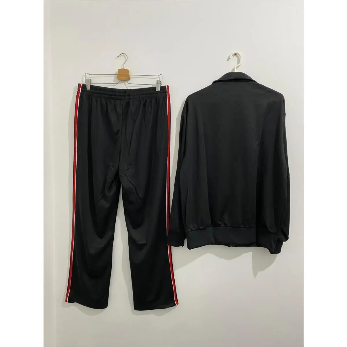 Adidas clothing - Black Better Scarlet 1