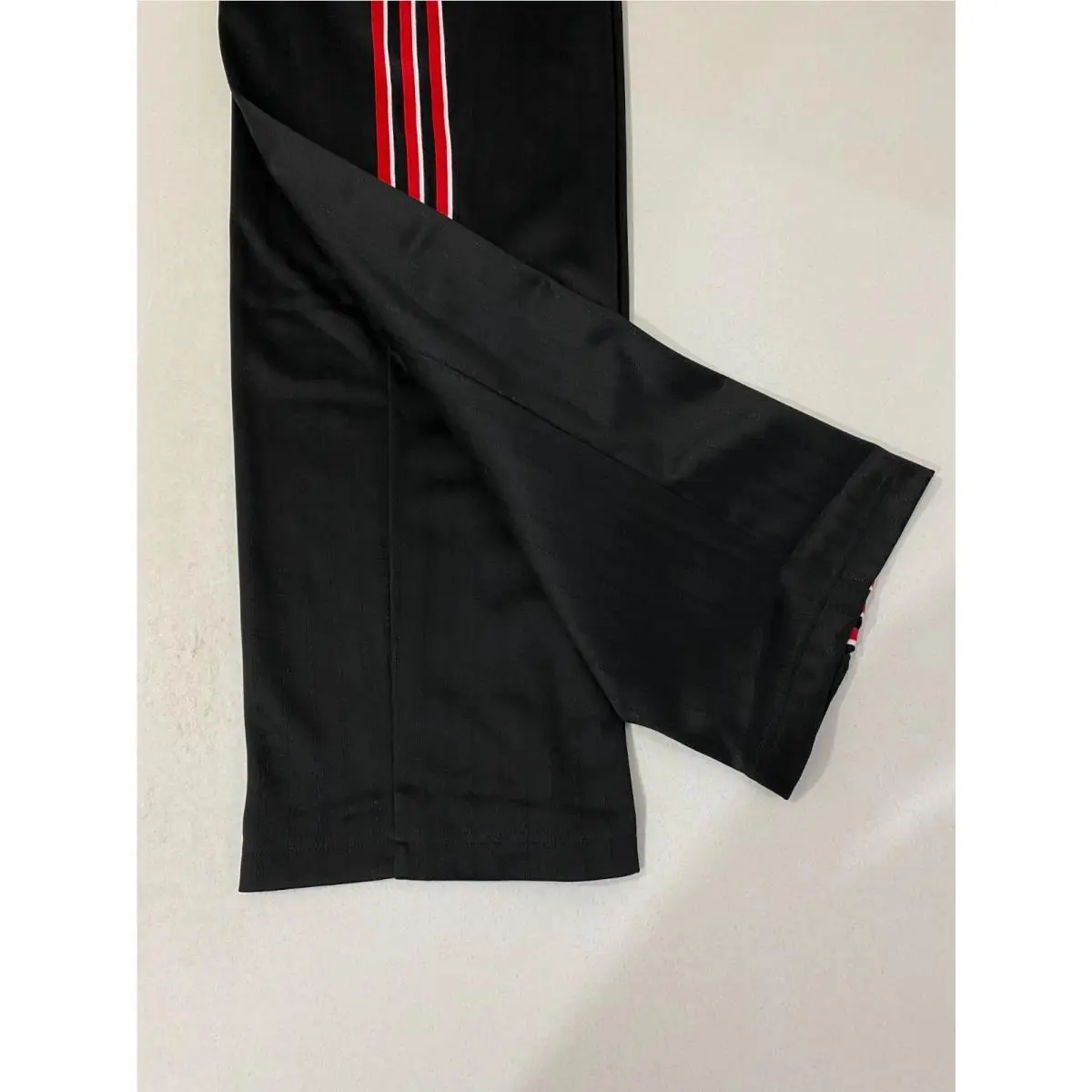 Adidas clothing - Black Better Scarlet 6