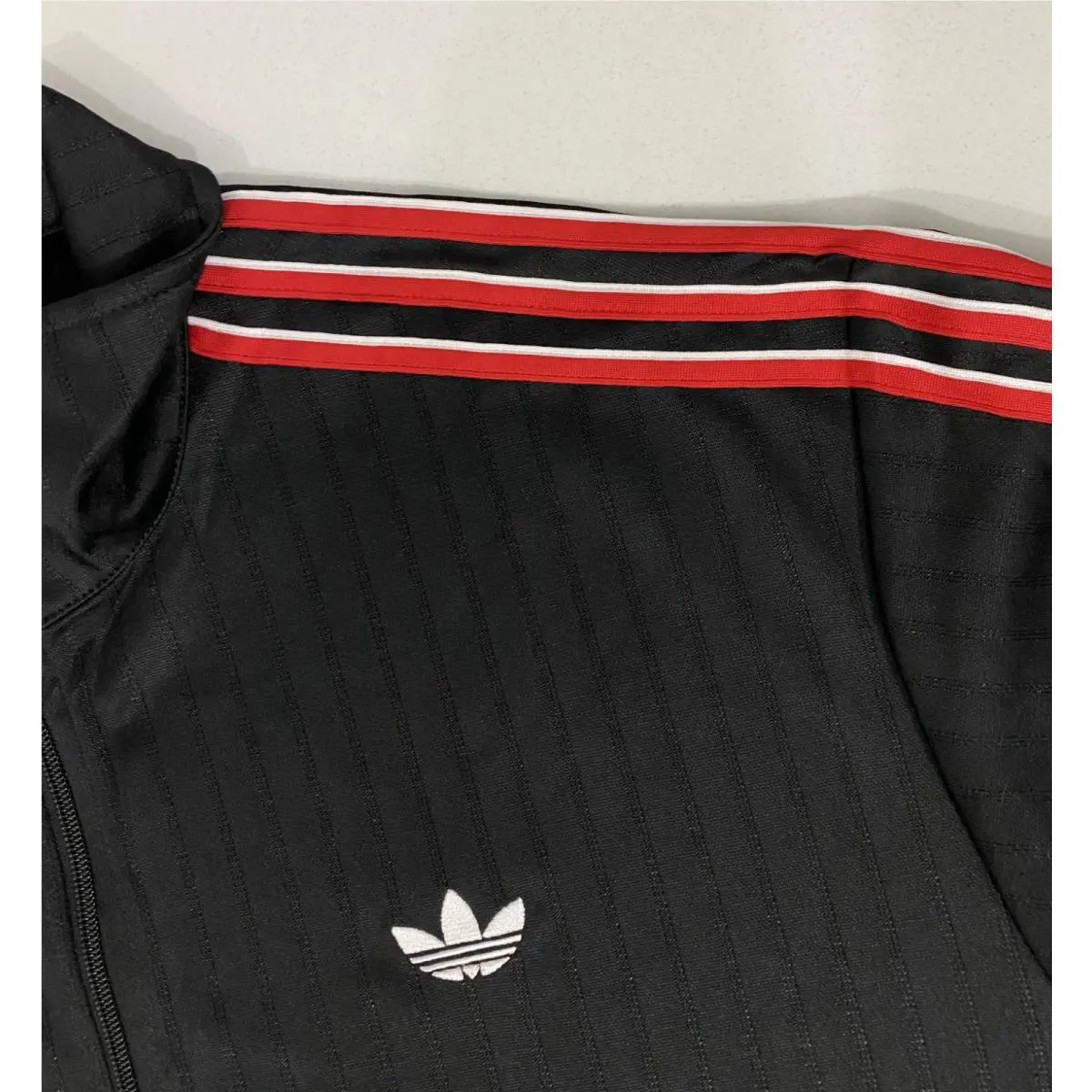 Adidas clothing - Black Better Scarlet 2