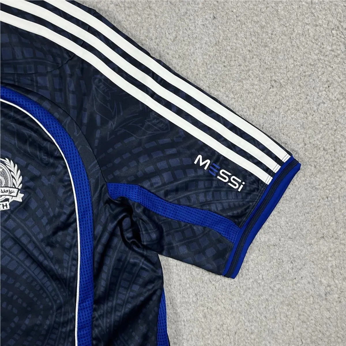 Adidas clothing - Blue 4