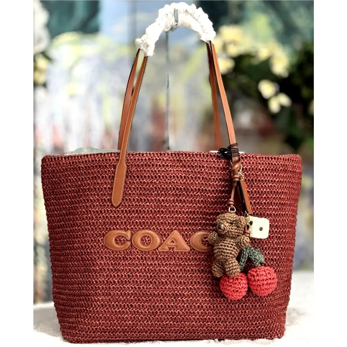 Large City Tote Bag with Charms CES20 In Russet Straw Smooth Leather by Coach