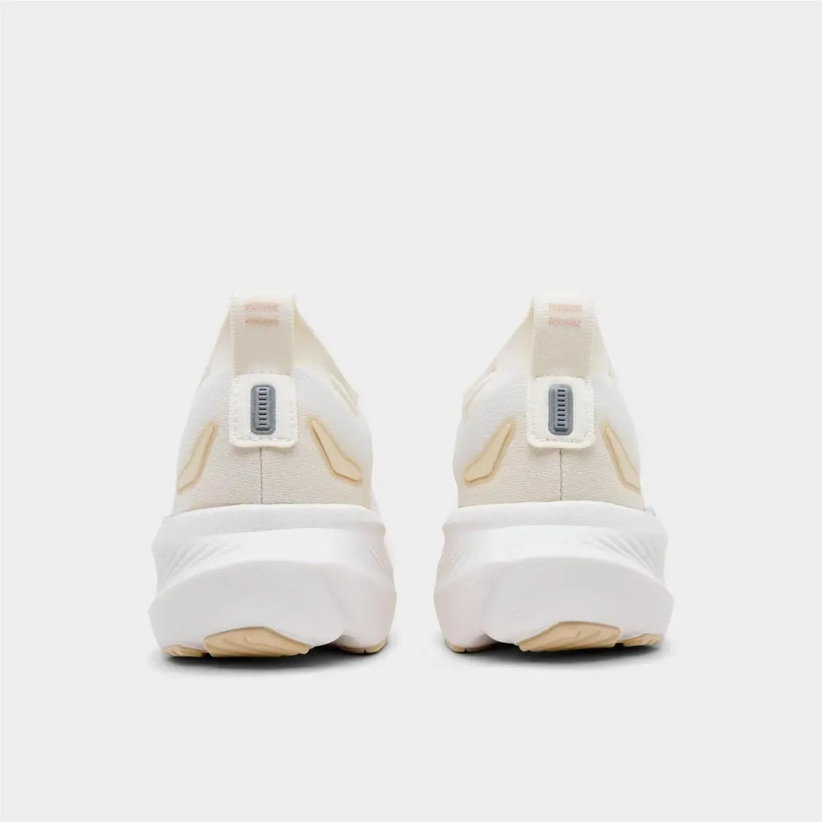 Brooks shoes - 1204651B 198 - Coconut/Sand/Skyway 2