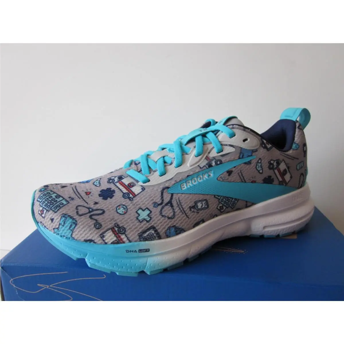 Brooks Trace 4 Hero Medical Women`s Running Shoes 7.5