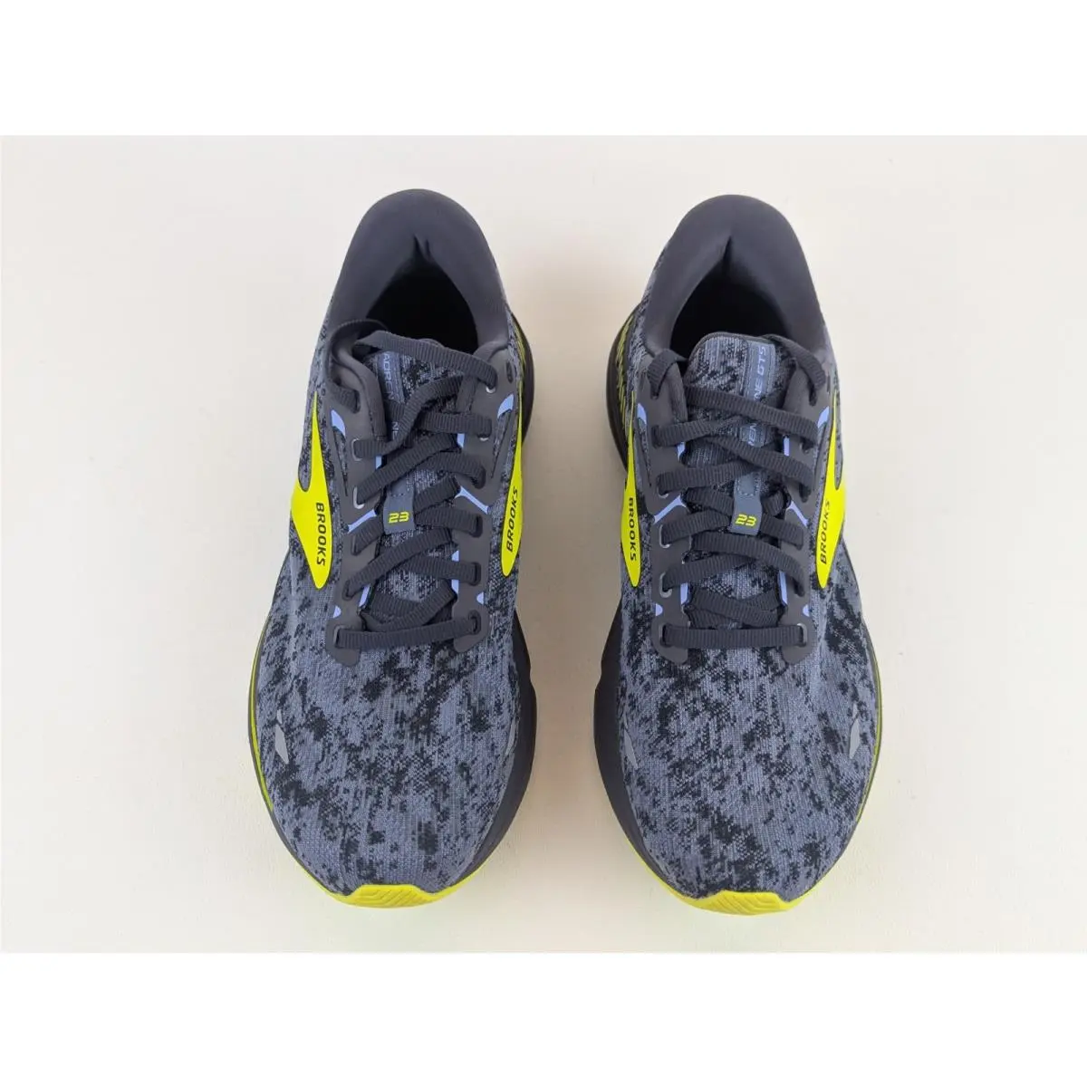 Brooks shoes - Brooks Adrenaline GTS 23 - Adrenaline GTS - 1103911d404 - Black Yellow 3
