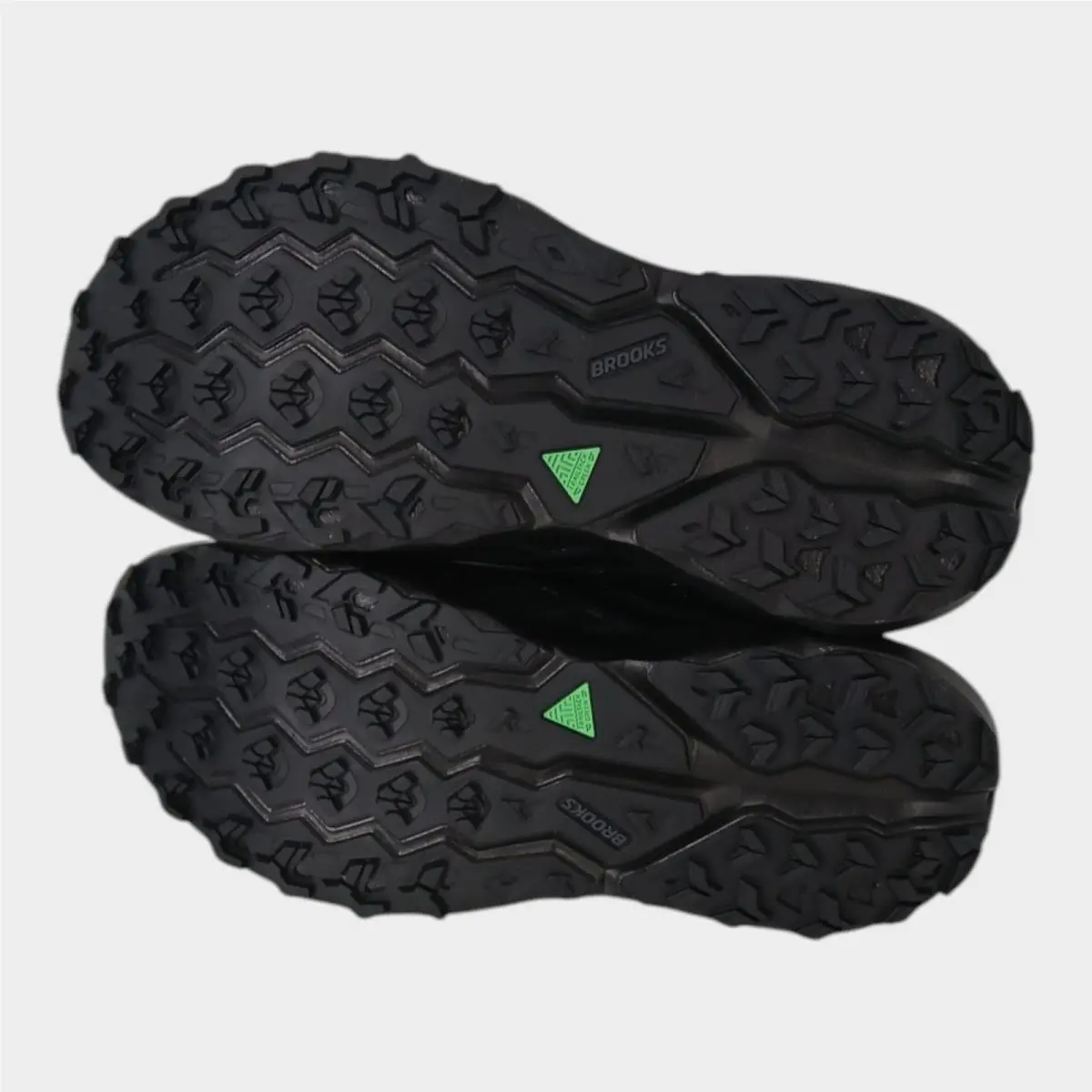 Brooks shoes - As Pictured 3