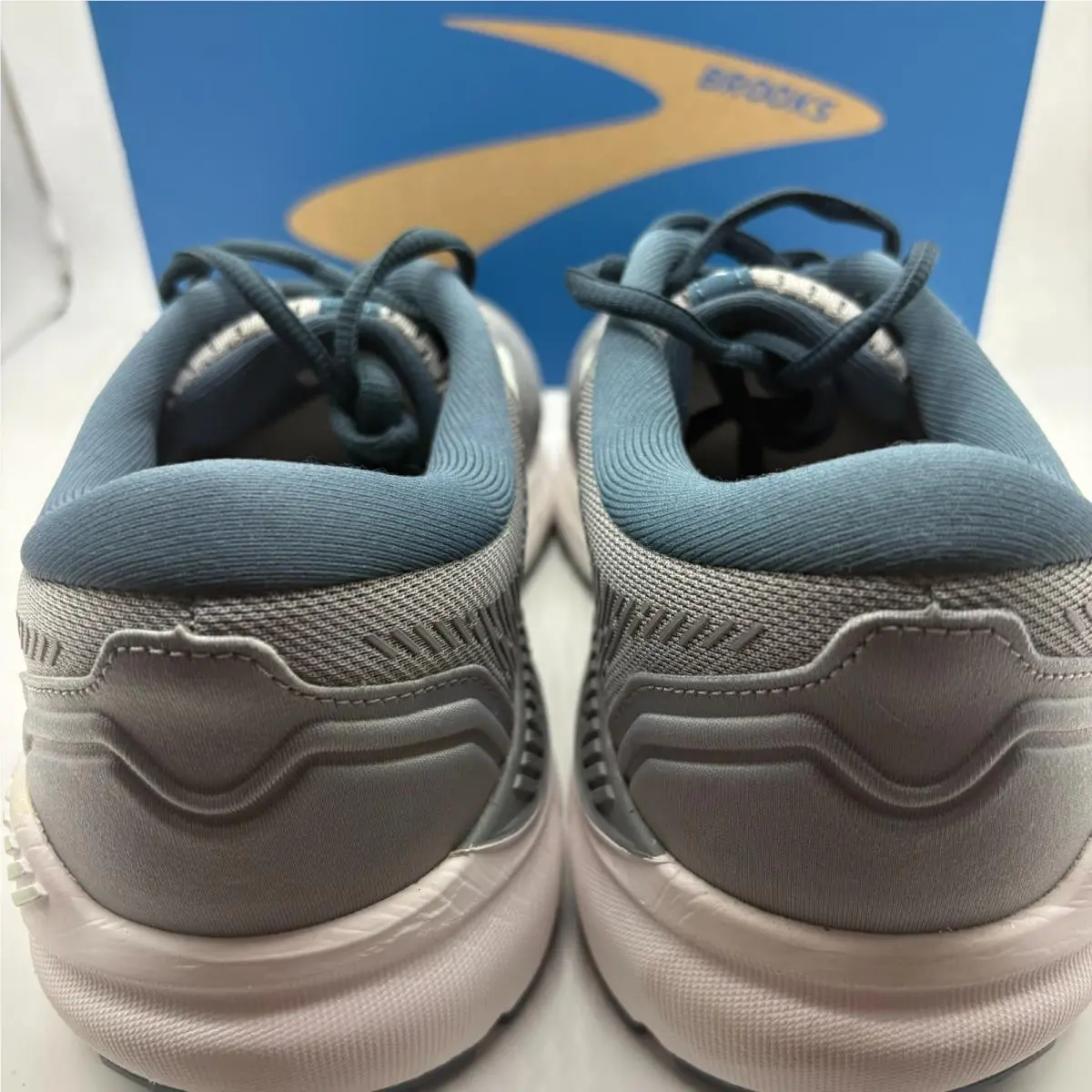 Brooks shoes - Brooks Addiction GTS 15 - Addiction GTS - 120352-1B-099 - Gray (UPC: 190340943447) 2