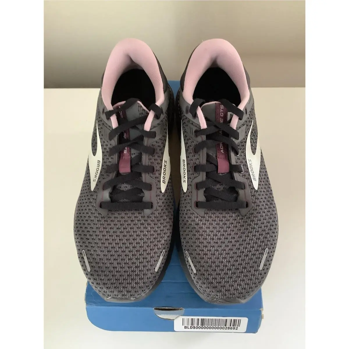 Brooks shoes - Brooks Adrenaline GTS 22 - Adrenaline GTS - Gray 2