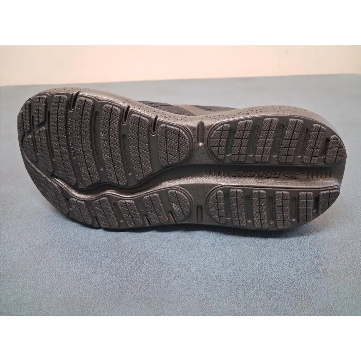 Brooks shoes - Brooks Ghost Max 2 - Ghost Max - Black 4