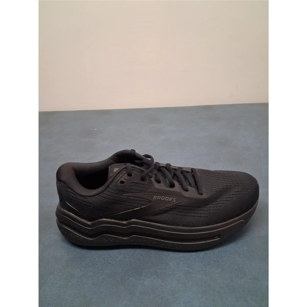Brooks shoes - Brooks Ghost Max 2 - Ghost Max - Black 3