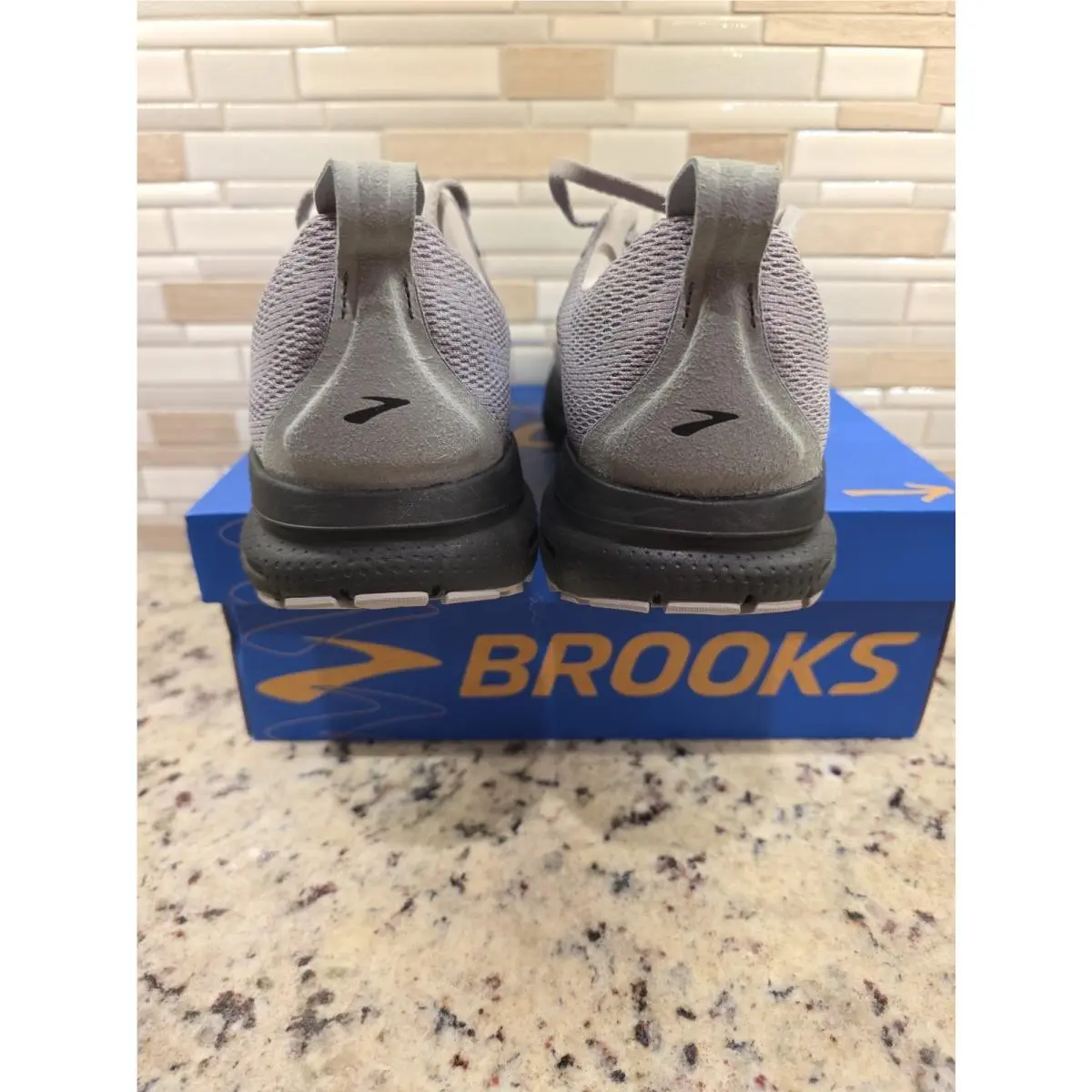 Brooks shoes - Brooks Trace 4 - Trace - Grey/Black/Ebony 3