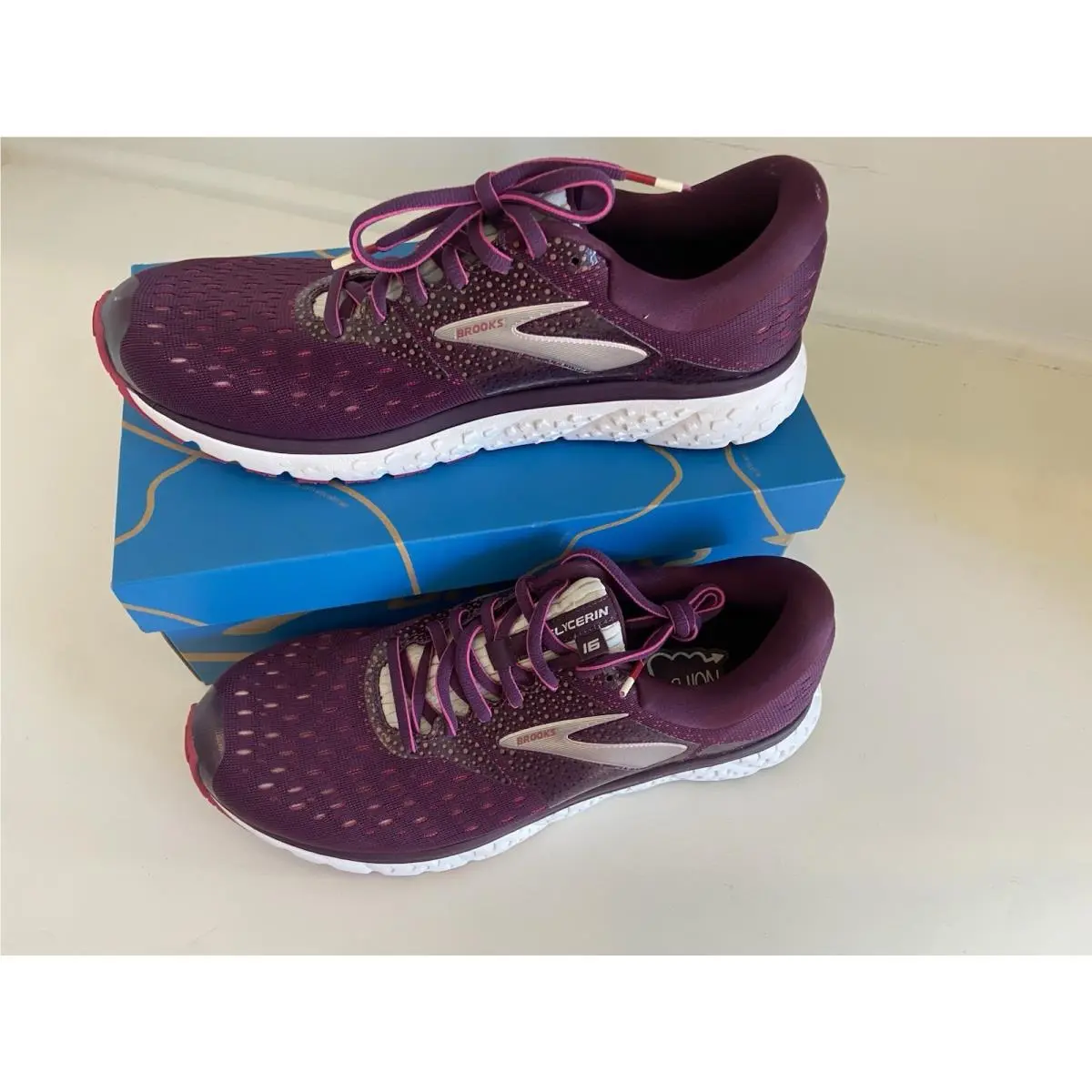 Brooks Glycerin 16 Women’s Running Shoes Purple Sz 11