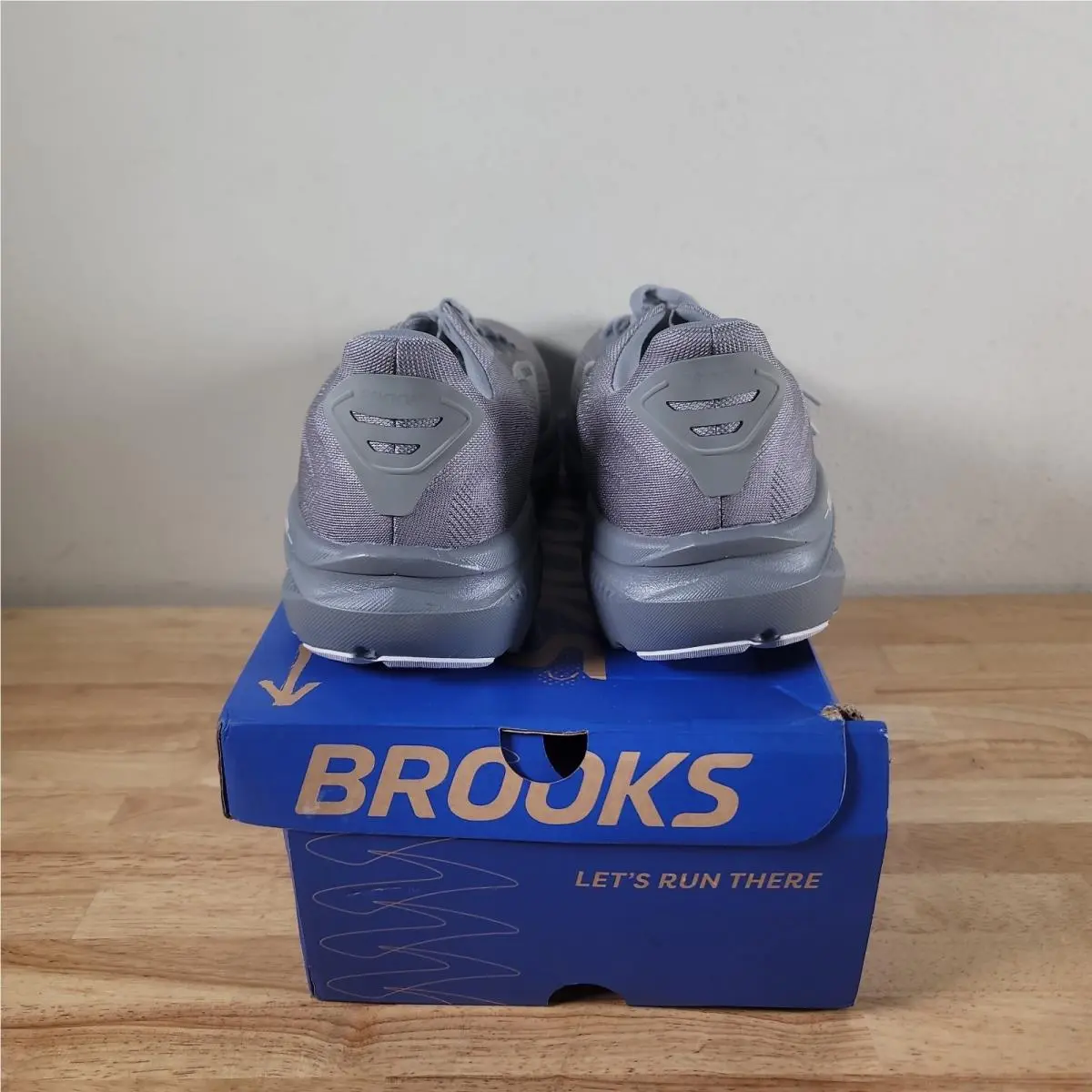 Brooks shoes - Brooks Ghost 17 - Ghost - 110442-1D-041 - Gray/Primer/Sand 6