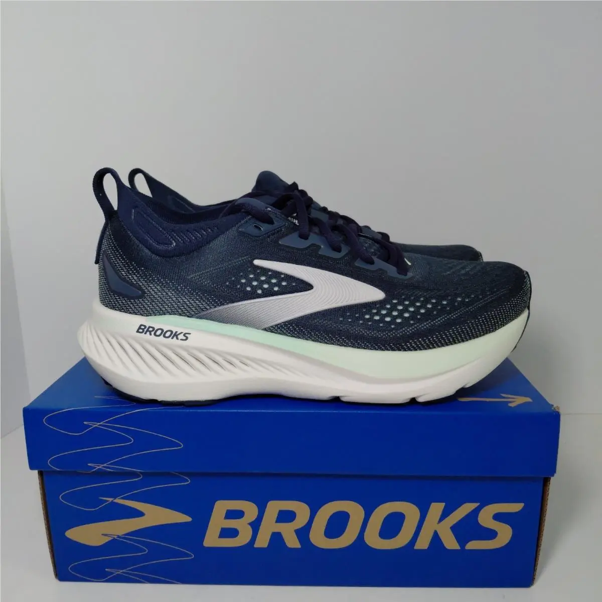 Brooks Running Glycerin Gts 23 Spellbound/yucca Women’s Size 8.5 Wide