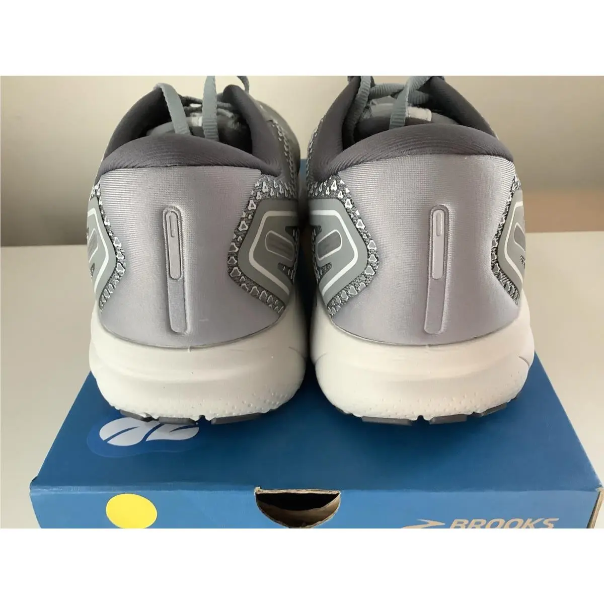 Brooks shoes - Brooks Ghost 14 - Ghost - Gray 0