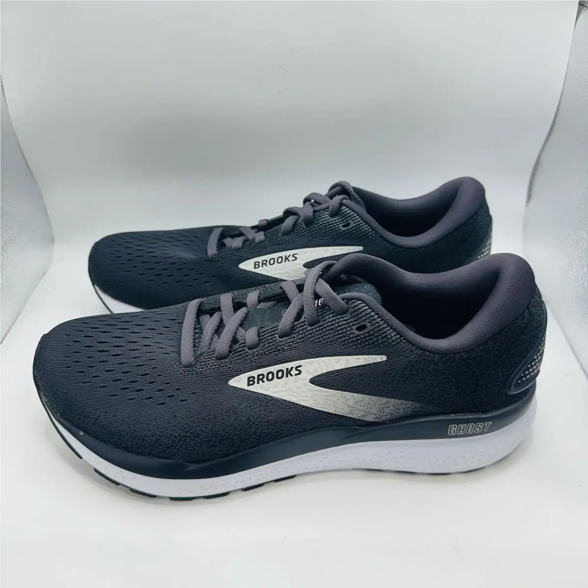 Brooks shoes - Brooks Ghost 16 - Ghost - 110418-1D-090 - Black 1