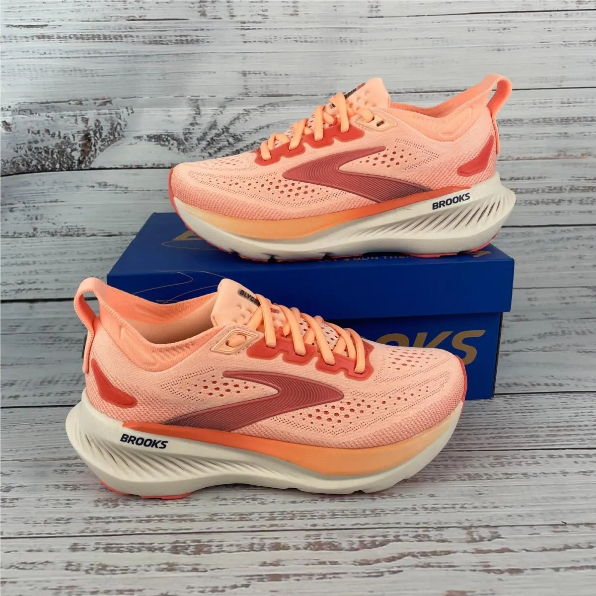 Brooks Glycerin 23 Women US 6 B Running Shoes Coral Peach Spellbound