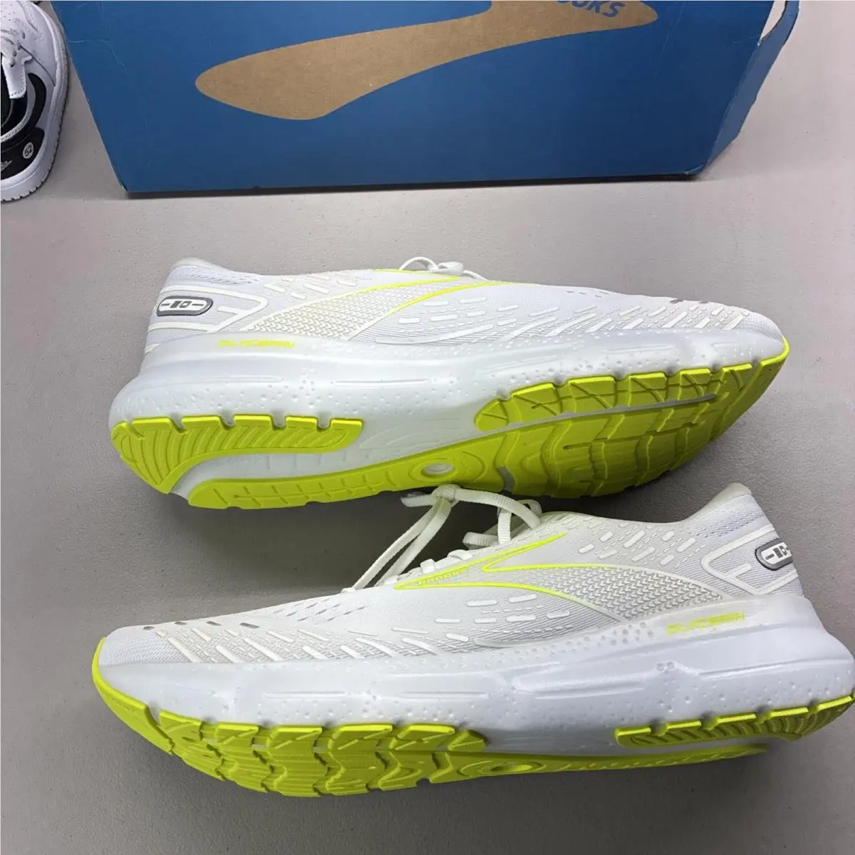 Brooks Glycerin 20 Men’s Size 15 Mesh Sneakers 110382