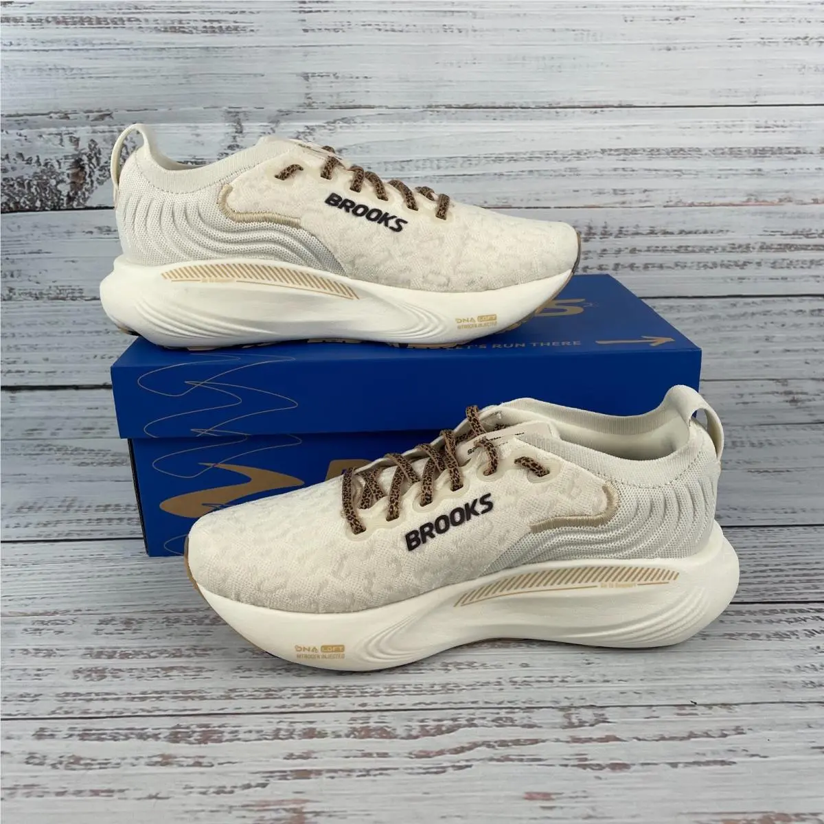 Brooks shoes - 1203711B067 - 120371-1B-067 - Cream (UPC: 195394907438) 0