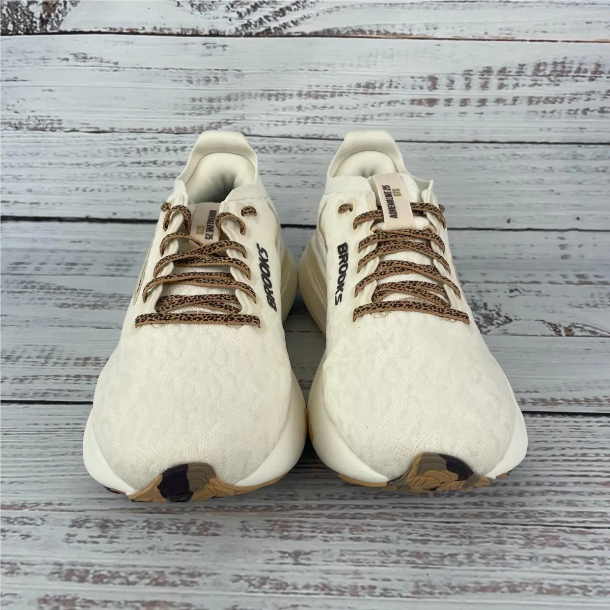 Brooks shoes - 1203711B067 - 120371-1B-067 - Cream (UPC: 195394907438) 2
